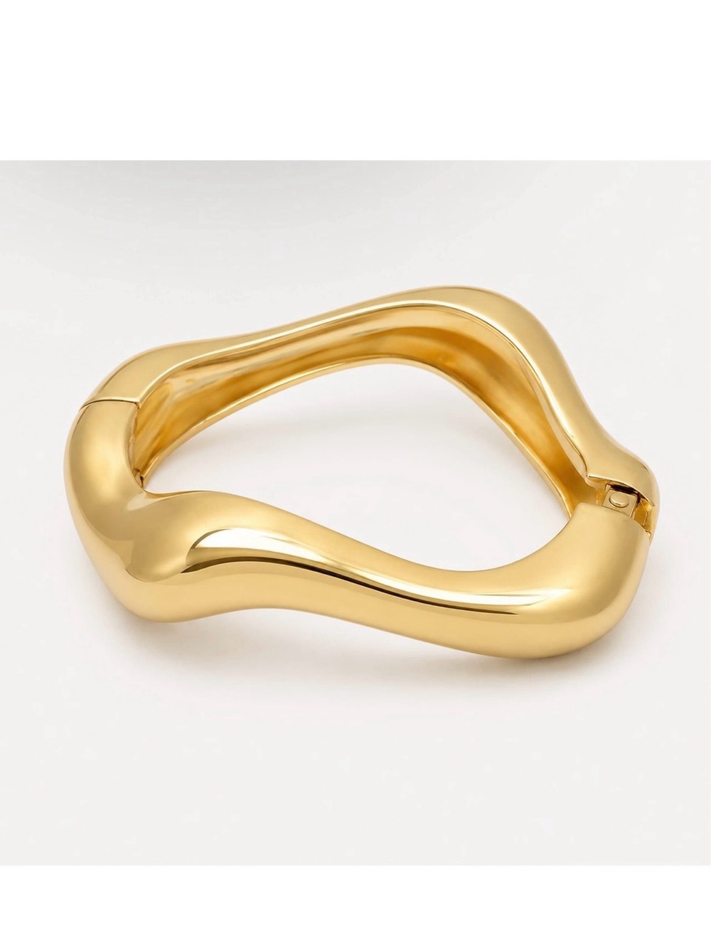 Polished Gold Wave Hinged Bracelet - Women Jewelry